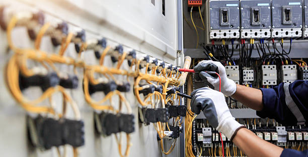 Professional Electrician technician working in Eden Prairie, MN